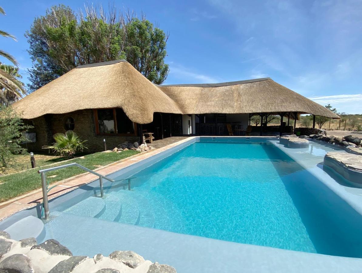 Otjisazu Guest Farm Villa Khorusepa ภายนอก รูปภาพ