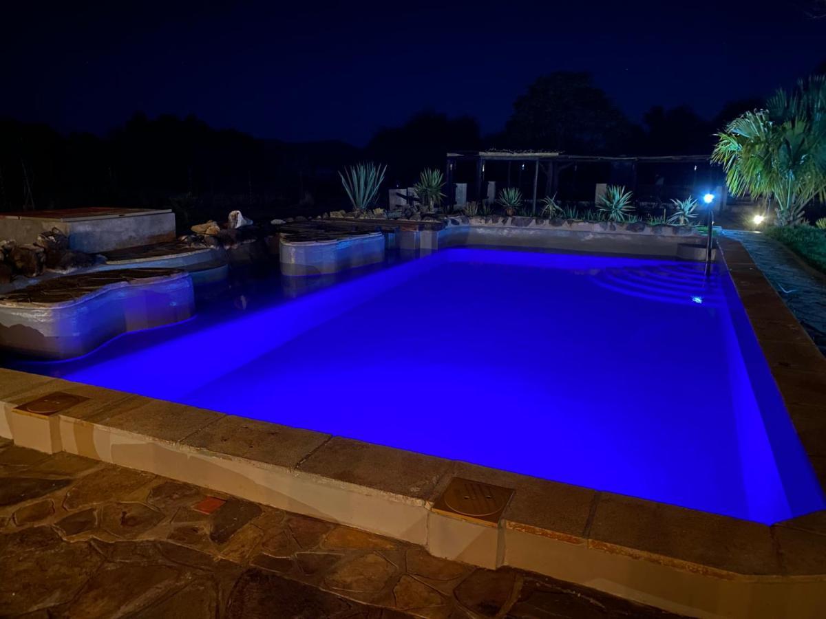 Otjisazu Guest Farm Villa Khorusepa ภายนอก รูปภาพ