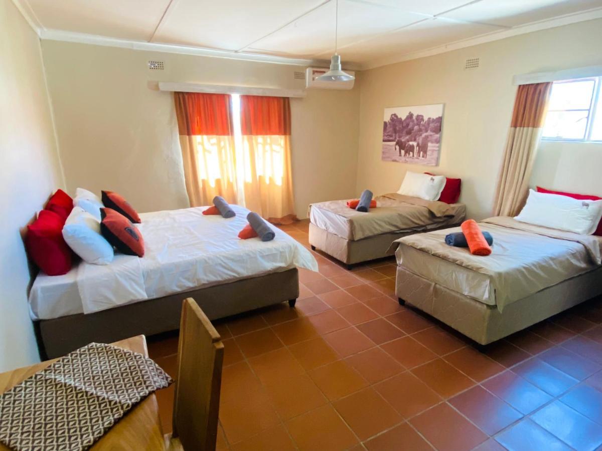Otjisazu Guest Farm Villa Khorusepa ภายนอก รูปภาพ