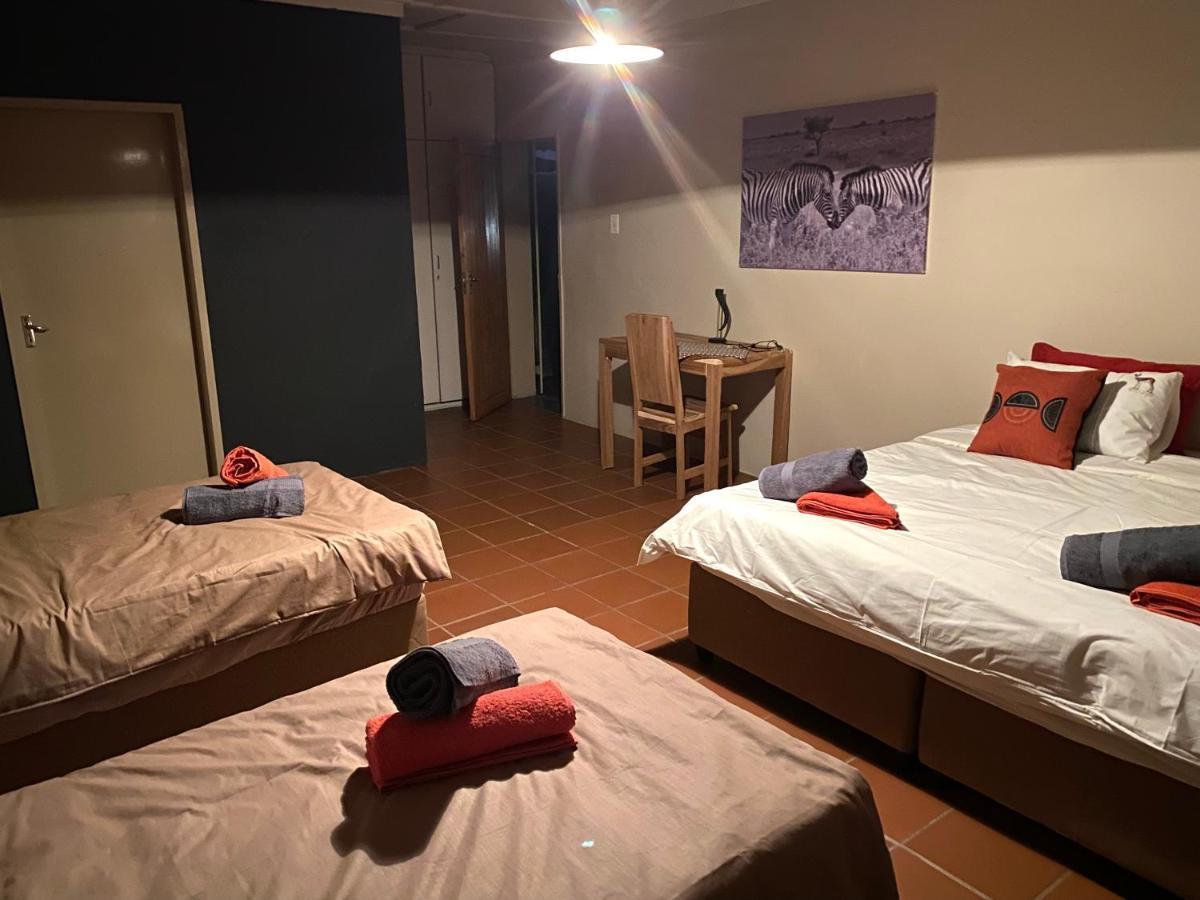 Otjisazu Guest Farm Villa Khorusepa ภายนอก รูปภาพ